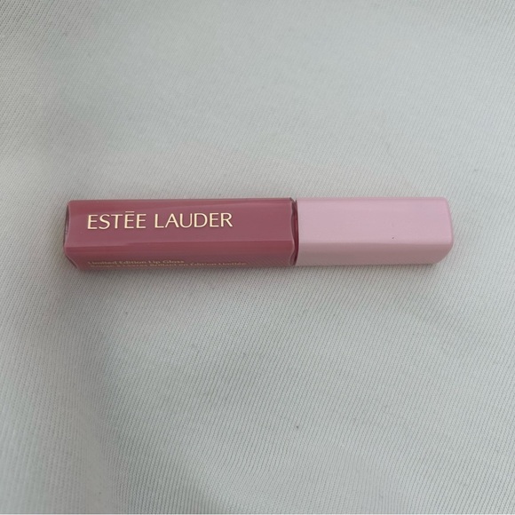 Estée Lauder Lavender Cosmetic Set - Picture 4 of 11